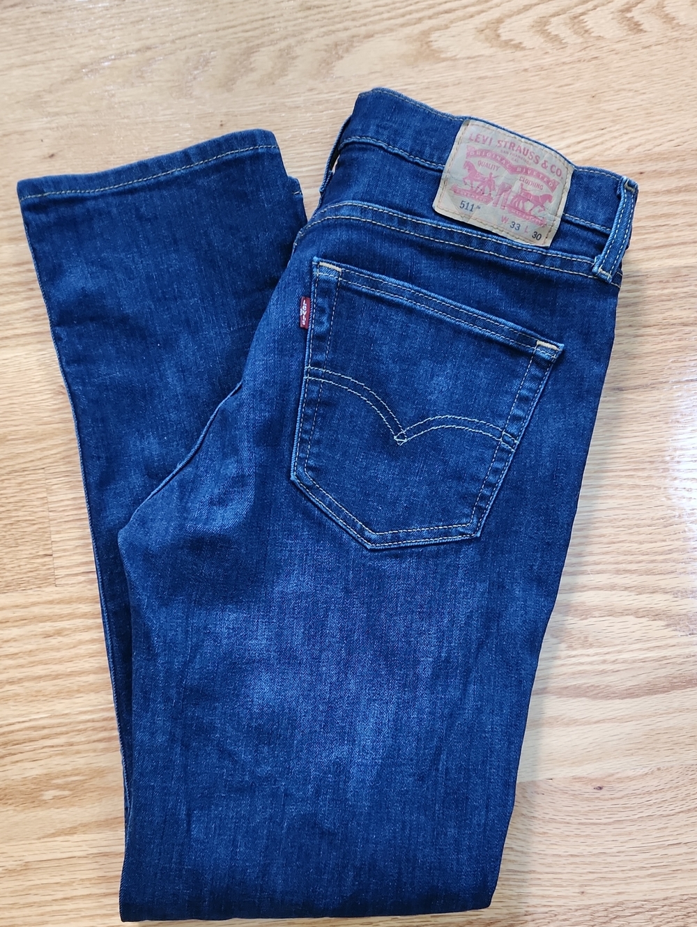 Levi’s 511 Slim Men’s Jeans Dark Wash 33x30